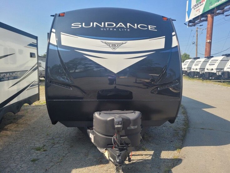 Thumbnail Photo undefined for New 2022 Heartland Sundance